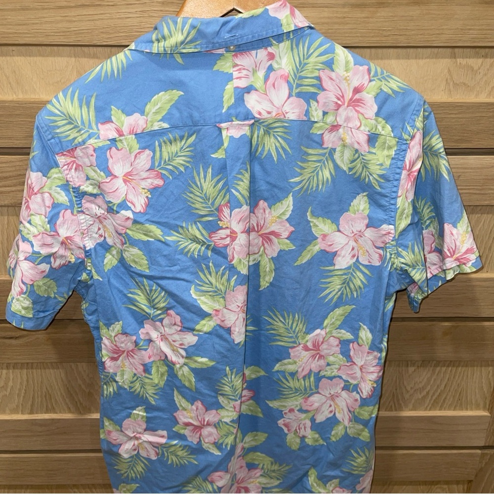 Ralph Lauren Blue and Pink Casual Button Down Shirt - Picture 9 of 9
